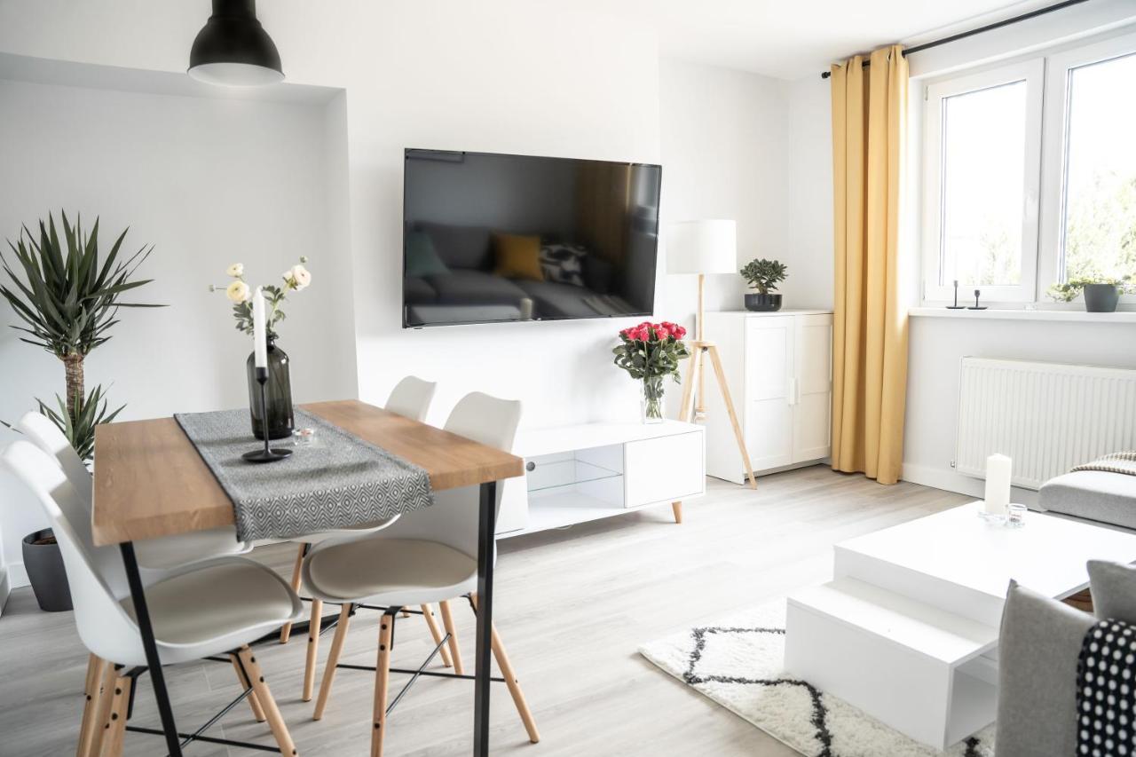 Luxurious Two Bedroom Apartment With Private Parking Perth Exterior photo